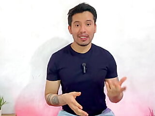 Boxeador profesional casado y dotado de 21cm penetra a su amigo el vecino porque su esposa lo abandono&excl; Relato sexual