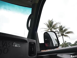 Nerdy Guy Surprise (Darron Bluu, Archie Bakk)