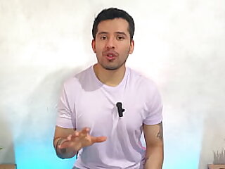 Hombre maduro hetero recibe masaje del joven amigo de su hijo y le paga dandole verga a pelo en el cuarto de visitas&excl; Relato sexual