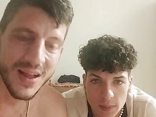 2 straight friends naked on cam