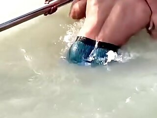 Jugando con mi amigo hetero