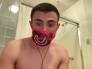 Young hunk not shy to show off that ass