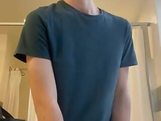 One minute bathroom wank and cum