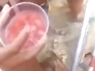 Straight juice seller lets you taste his merchandise in the beach