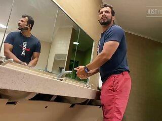 Fuuck, i don’t have time for this