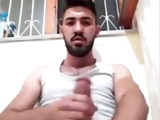 Turkish guy jerking off on cam