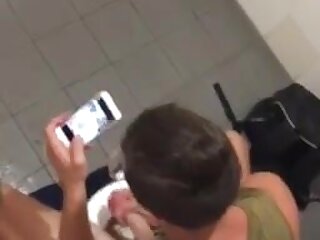 Spying guy wanking a big cock