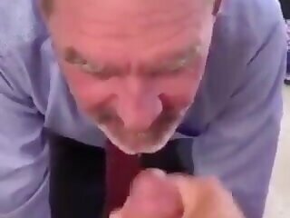 Daddy gets a big facial