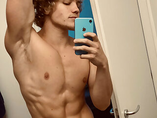 184  Curly Haired jock  Owen Lindberg sunshinesmile99 onlyfans porn