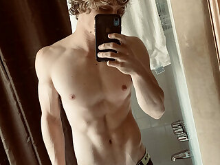 140  Curly Haired jock  Owen Lindberg sunshinesmile99 onlyfans porn