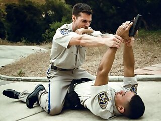 Deep Undercover  Princeton Price, Zion Nicholas  Bareback