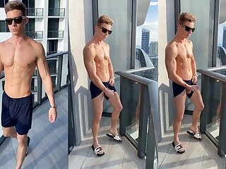 tiktoker jerking on the balcony