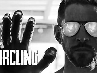 Circling Johnny Ford&comma; Vander Pulaski