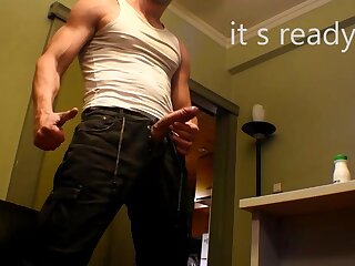 Muscle guy cum a lot handsfree