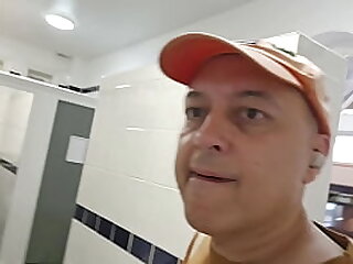 Cruising Waterloo East toilets - Jun 2025