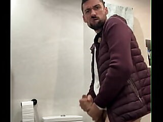 sexy daddy jerking off and nutting huge load