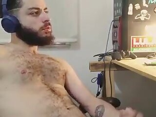 Hot arab otter cums with headphones on