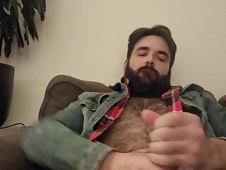 Hairy bearded cup