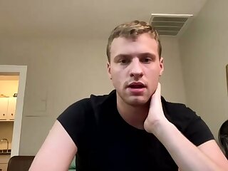 He shows off his big ass and shows off his hole doggy style on the couch