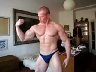Me Self Worshipping My ruck hard Biceps