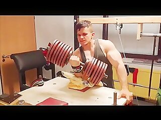 Addicted to muscle gain