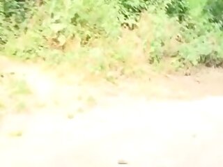 Johan gets loaded shielded from voyeurs