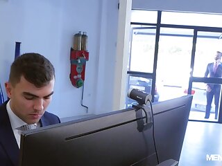 Open Door Policy (Alexander Muller, Dani Robles)