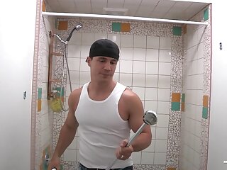 Under Watchful Eyes (Ricky) 2016