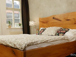 Lost Boy (Jake Hunter, Mark Troy)